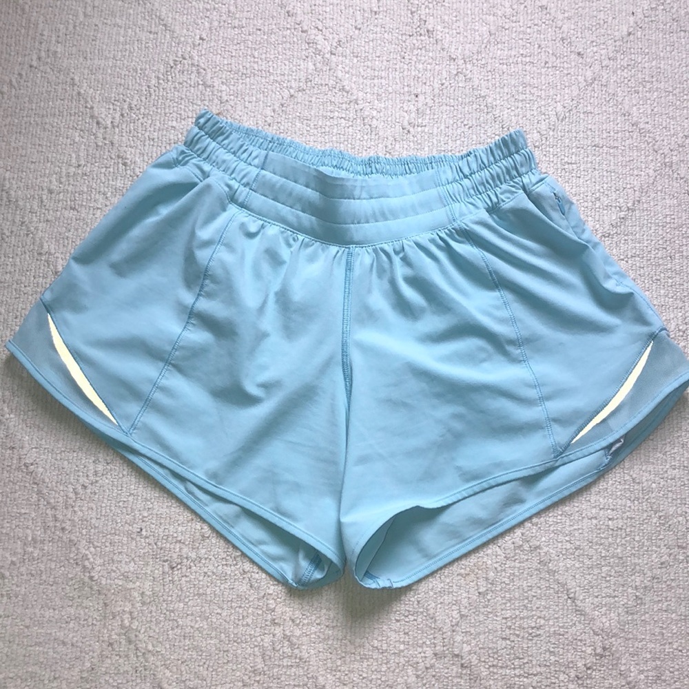 COPY - RARE LULULEMON color hottyhot shorts!!